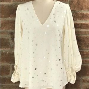 Adrienne Star Print V-Neck Bubble Sleeve Top